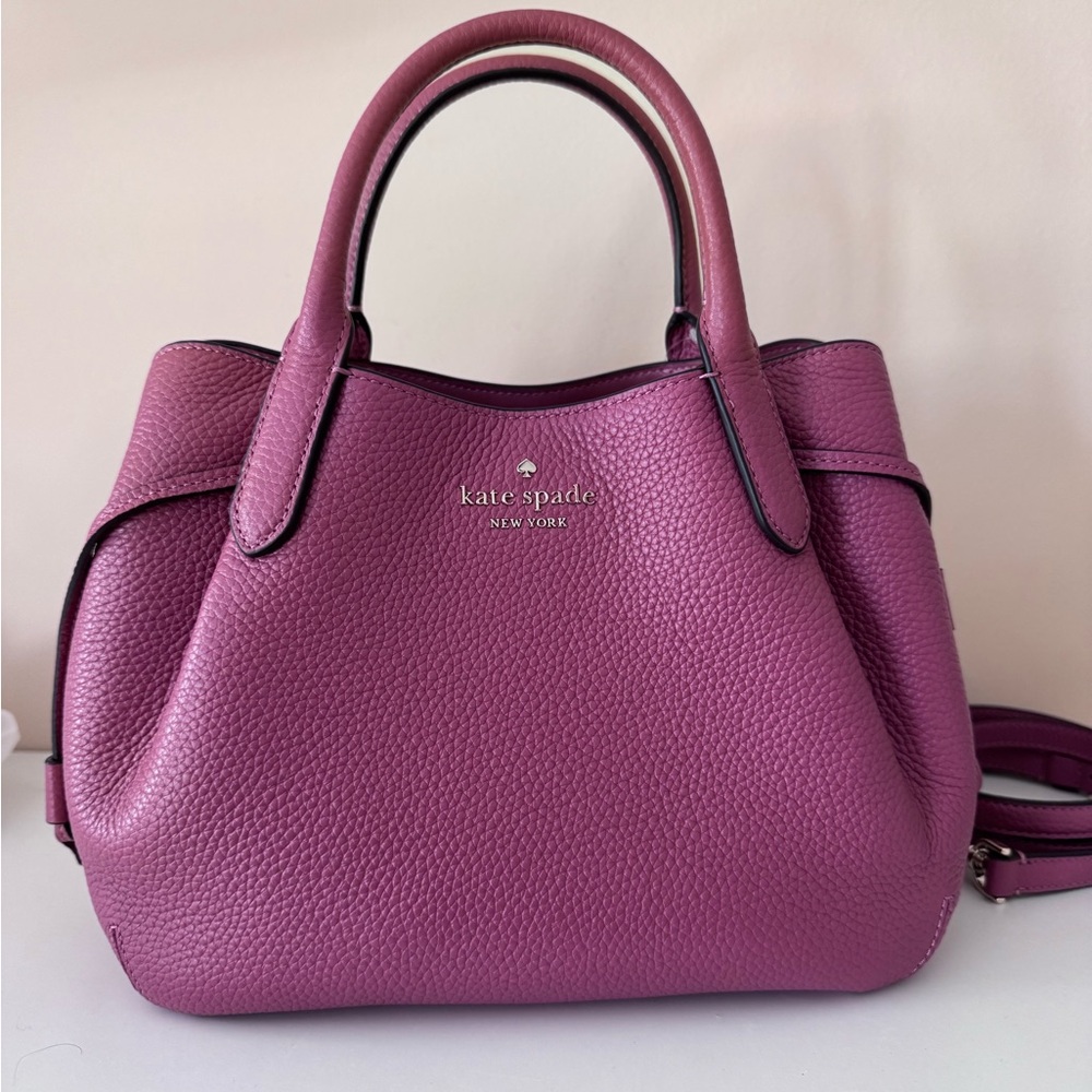 NWT Kate Spade Dumpling Bag Pebbled Leather Top-Handle in Pomegranate
